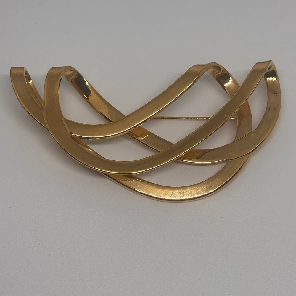 Abstract Swirl Brooch Gold Tone Pin‎ Statement Jewelry